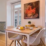 Lovelystay - Lusitano's Heart 2bdr In Alfama