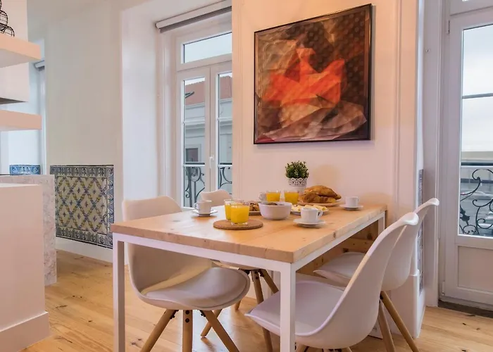 Lovelystay - Lusitano's Heart 2bdr In Alfama