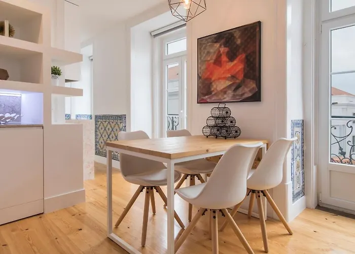 Lovelystay - Lusitano's Heart 2bdr In Alfama *
