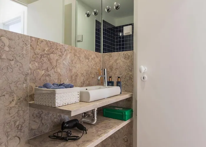 Lovelystay - Lusitano's Heart 2bdr In Alfama