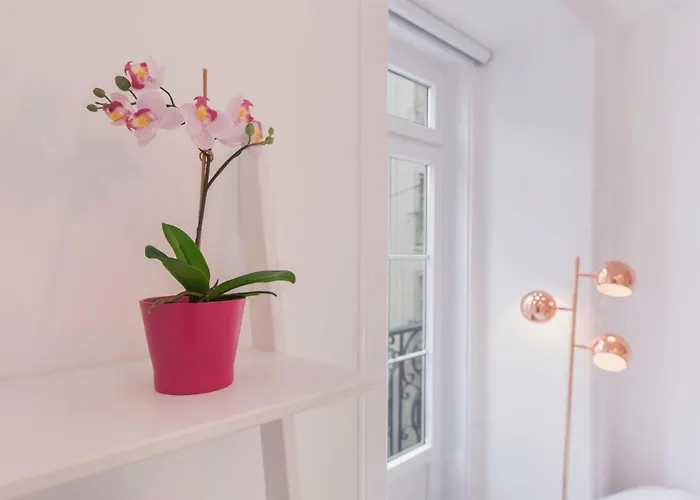 Lovelystay - Lusitano's Heart 2bdr In Alfama * Лиссабон