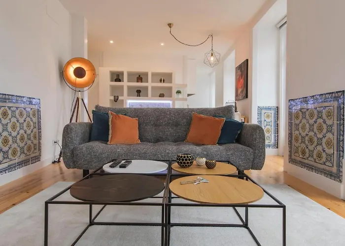 Lovelystay - Lusitano's Heart 2bdr In Alfama Апартаменты