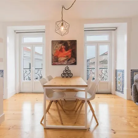 Lovelystay - Lusitano's Heart 2bdr In Alfama 아파트 리스본