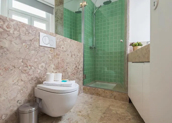 아파트 Lovelystay - Lusitano's Heart 2bdr In Alfama 리스본