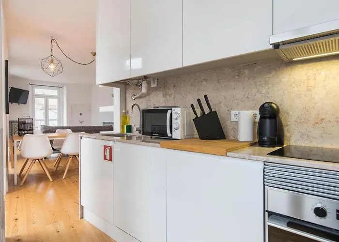 Lovelystay - Lusitano's Heart 2bdr In Alfama 리스본